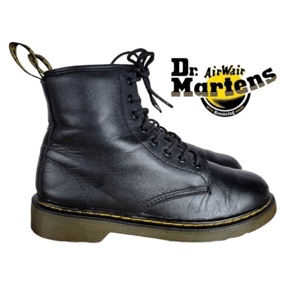 Dr. Martens kids youths Sz 3 boots